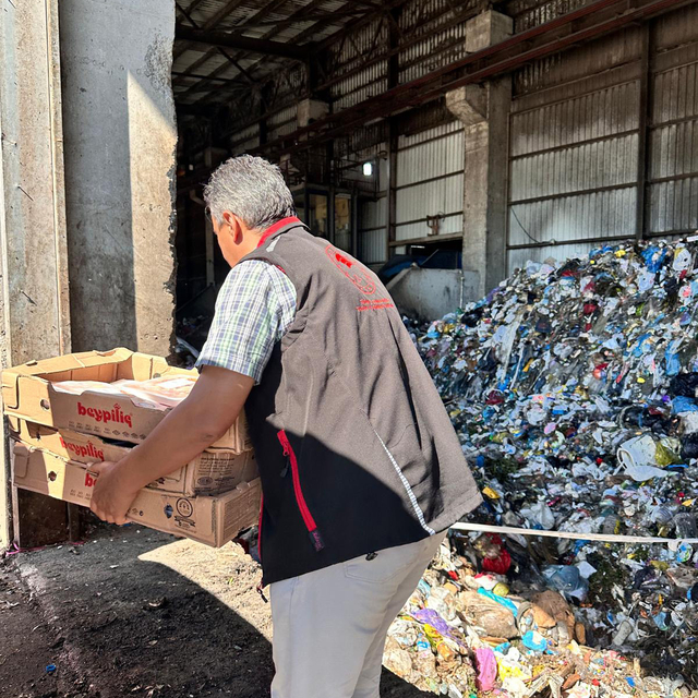 Son tüketim tarihi geçmiş 140 kilo tavuk eti ele geçirildi