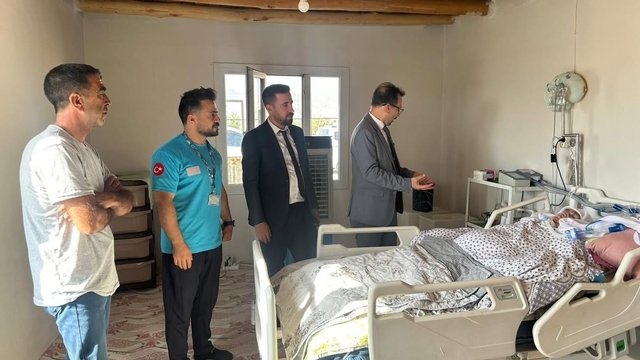 Cizre'de başhekimler evde sağlık hizmetlerinden yaralanan hastaları yalnız bırakmadı