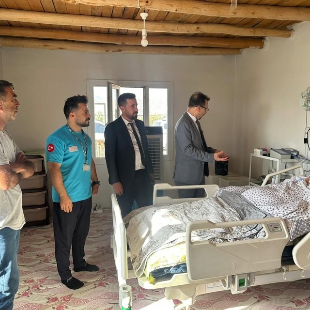 Cizre'de başhekimler evde sağlık hizmetlerinden yaralanan hastaları yalnız...