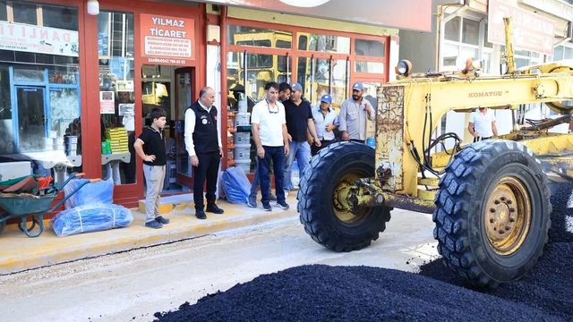 Alaca'da asfalt çalışmaları tam gaz