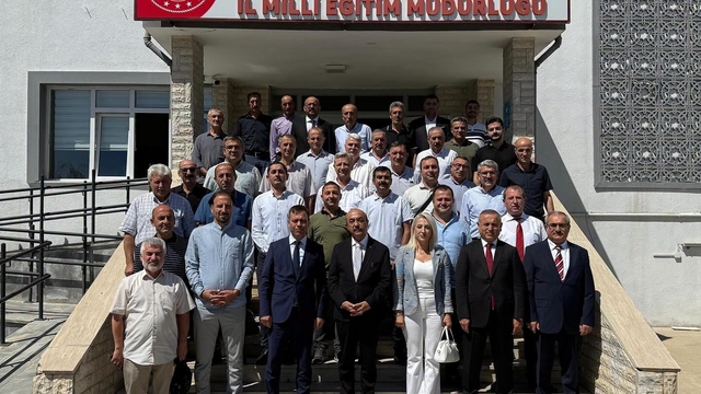 Erzincan'da ilkokul müdürleriyle yeni eğitim öğretim yılı toplantısı yapıldı