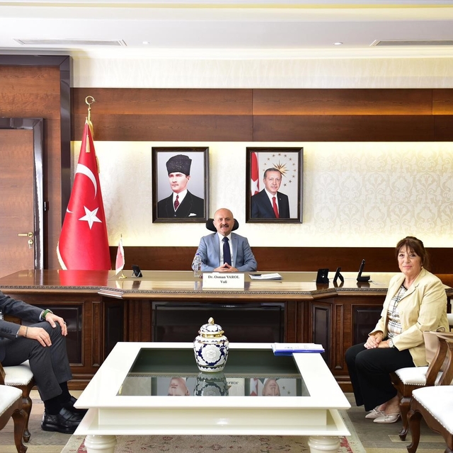 Başkan Arıkan, Aydın Valisi Varol ile bir araya geldi