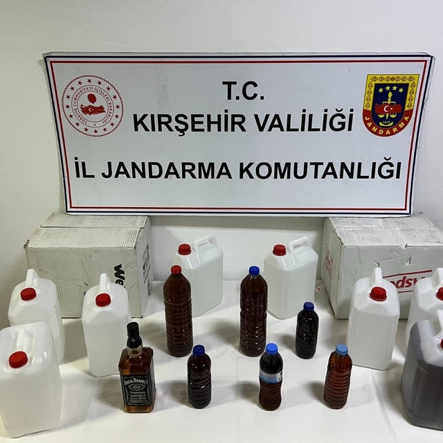 Kırşehir'de kaçak alkol operasyonu: 50 litre kaçak içki ele geçirildi