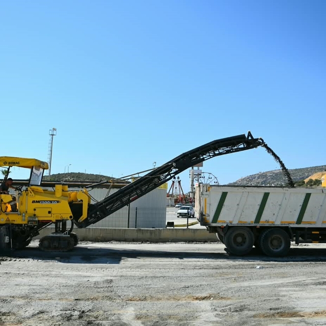 Değirmendere'de yollar yenileniyor