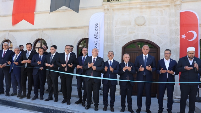 Bakan Ersoy: "Müzelerimizi artık yalnızca eserlerin sergilendiği vitrinler değil, bilimin, eğitimin ve toplumsal buluşmanın merkezleri olarak ele alıyoruz"