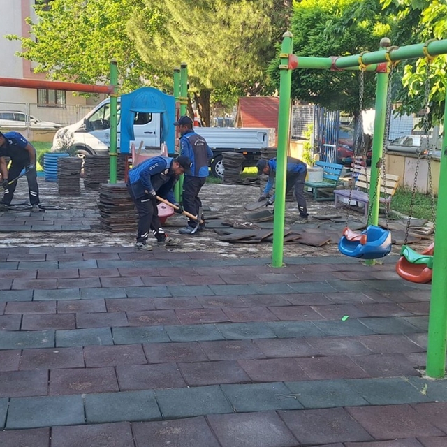 Kamu kurum ve kuruluşlarına Muğla Büyükşehir'den peyzaj desteği