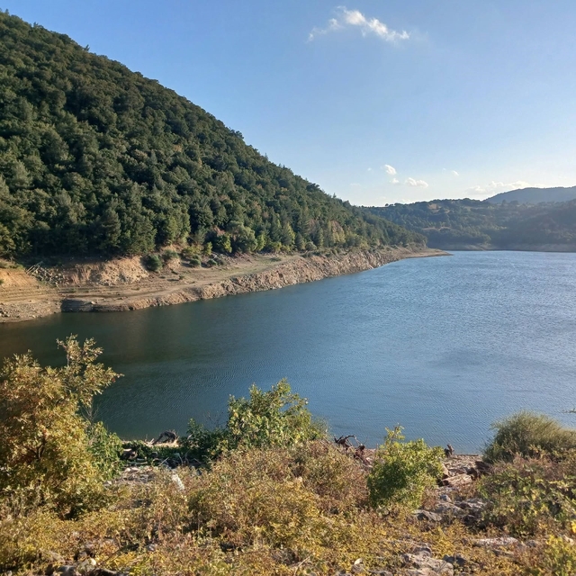 Bandırma'nın su kaynaklarında kritik gerileme
Gönen-Yenice Barajı'nda dolul...