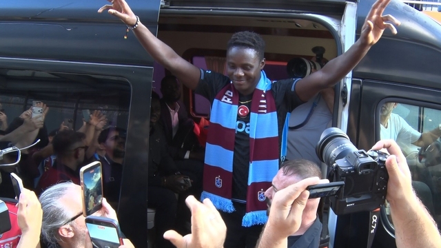 Trabzonspor'un yeni transferi Franculino Dju, Trabzon'a geldi