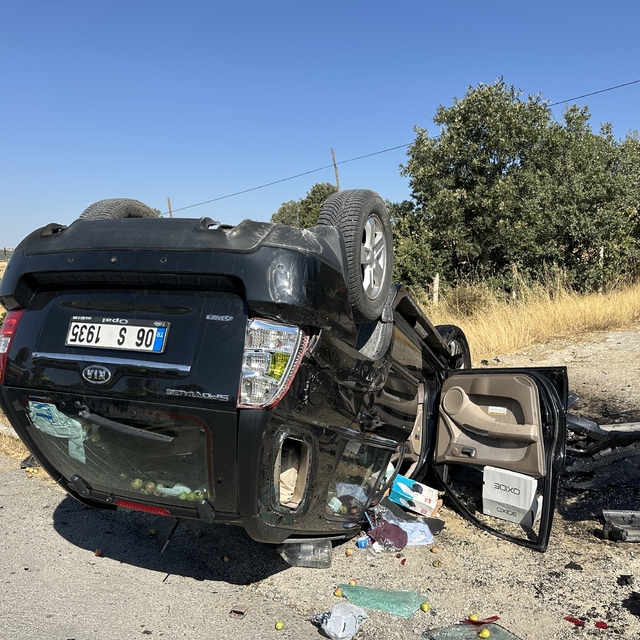 Uşak'ta takla atan otomobilin sürücüsü hayatını kaybetti