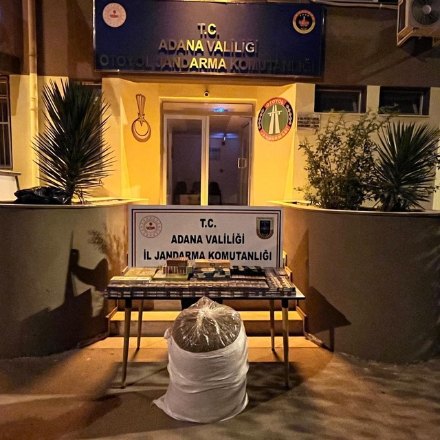 Jandarmadan kaçak tütün operasyonu: 2 gözaltı