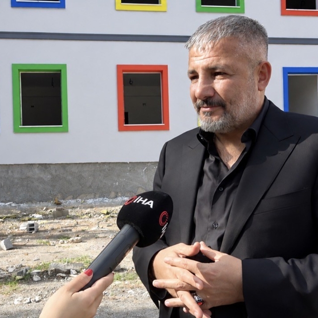 Ağrılı iş insanı, memleketine vefa borcunu eğitim yatırımıyla ödüyor