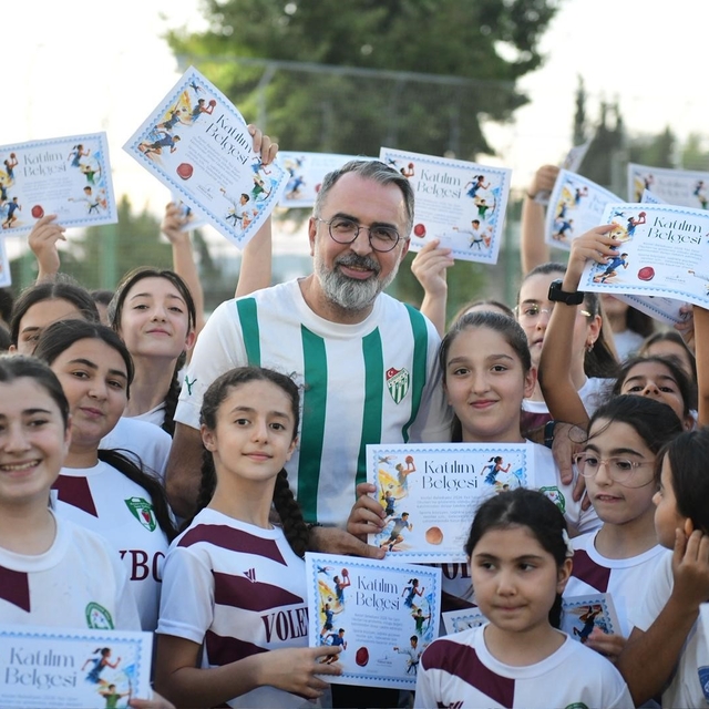 Kestel Belediyesi'nin Yaz Spor Okullarında görkemli final