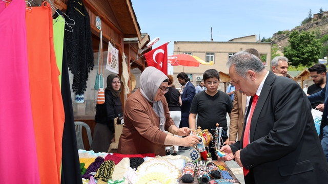 Talas'ın maharetli elleri sonbahara merhaba diyor