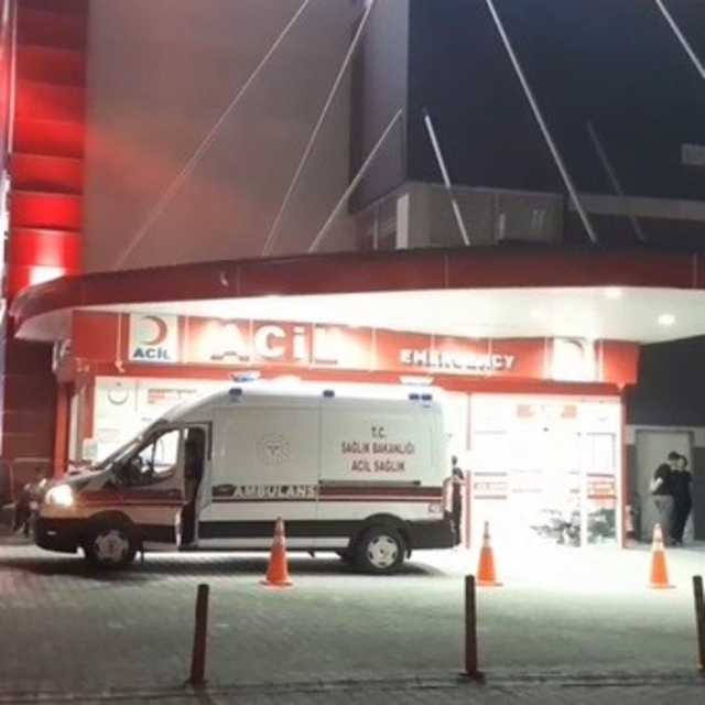 Konya'da otomobille çarpışan motosikletteki 2 kişi yaralandı