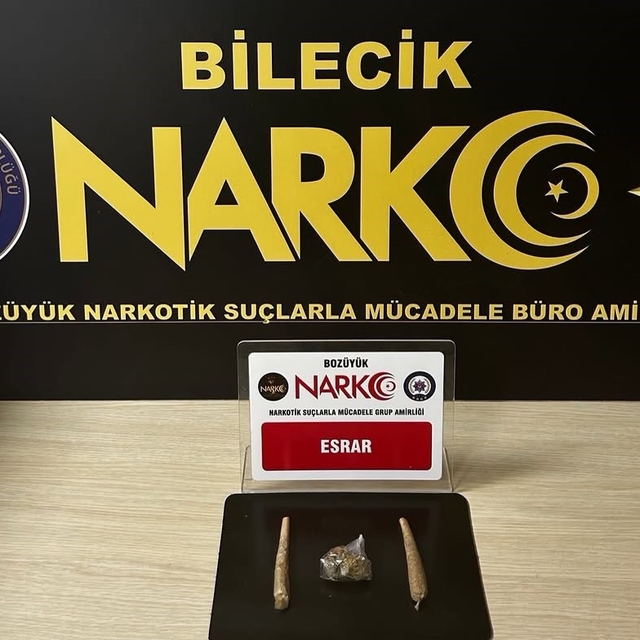 Bilecik'te bir şahsın üzerinde esrar maddesi çıktı
