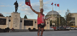 Almanya'dan Ankara'ya patenle gidiyor
"Bu; çocuklar, insanlık, dostluk, bar...