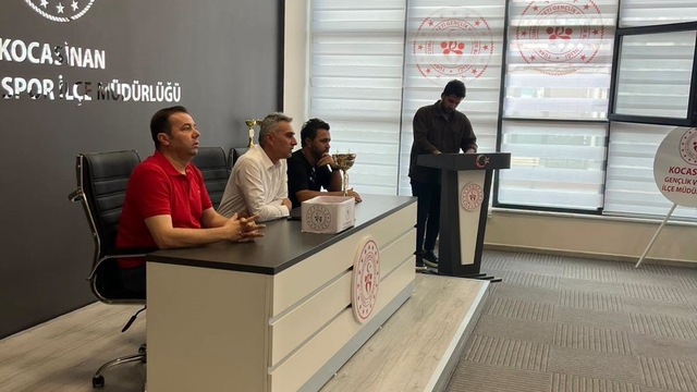 Amatörde antrenman sahaları için kura çekimi yapıldı