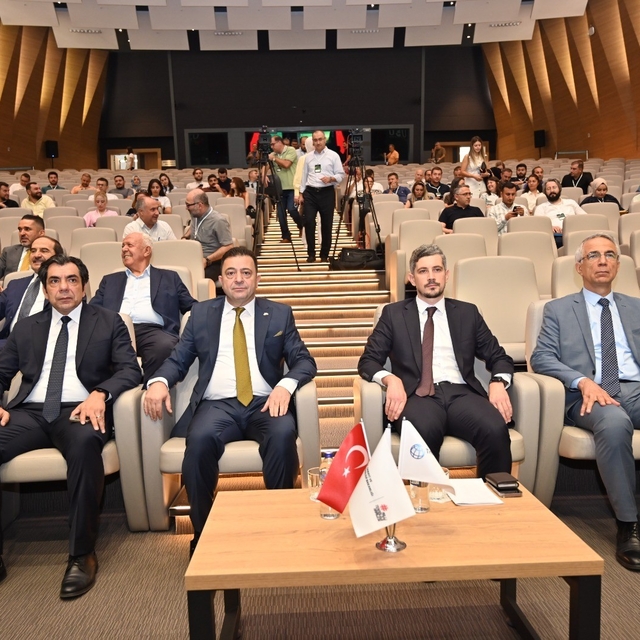 Kayseri OSB Yeşil Sanayi Buluşması'na ev sahipliği yaptı
Başkan Yalçın: "Sa...