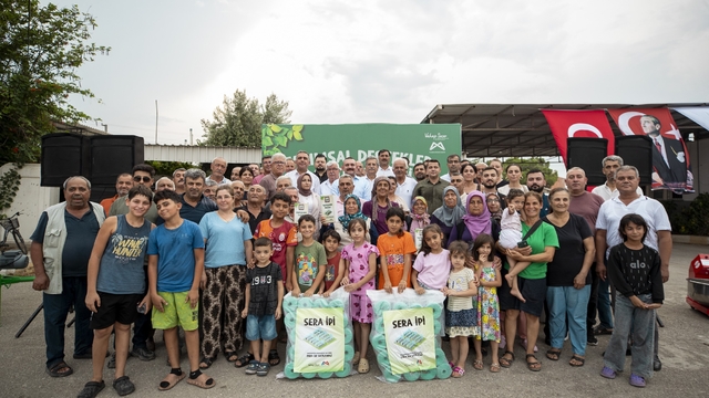 Mersin Büyükşehir Belediyesinden üreticiye nefes aldıran tarımsal destek