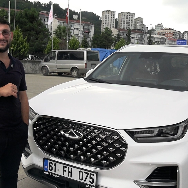 Sıfır aldığı Chery marka otomobil, Rizeli sürücüyü canından bezdirdi