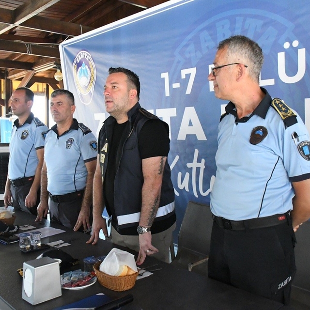 Kuşadası'nda zabıta teşkilatının 200'üncü yılı kutlandı
Başkan Vekili Demir...
