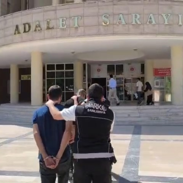 Şanlıurfa'da 9 kilo 550 gram skunk ele geçirildi; 4 tutuklama