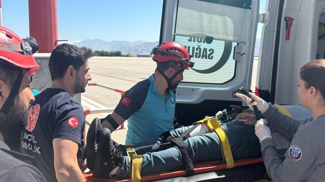 Elazığ Havalimanı'nda deprem tahliye tatbikatı