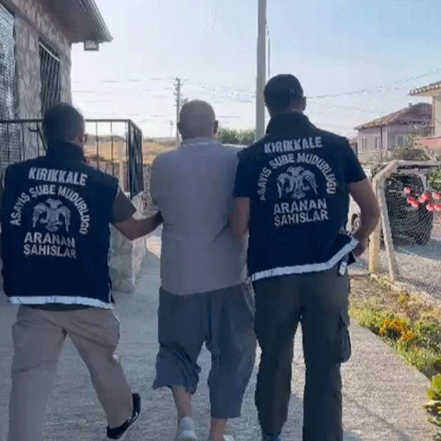 Kendini İstanbul'da gibi gösteren cezaevi firarisi, Kırıkkale'de annesinin...