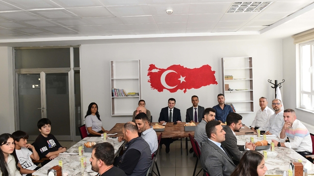 Çatak'ta dereceye giren öğrenciler ödüllendirildi