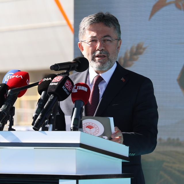 Tarım ve Orman Bakanı Yumaklı: "Gıda arz güvenliği tehdit altında"