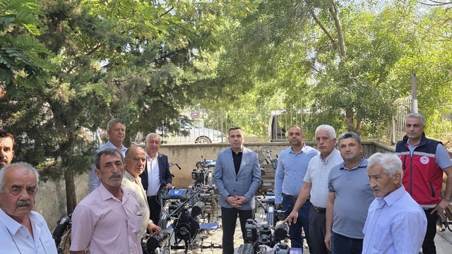Çiftçilere hibe destekli tarım aletleri dağıtıldı