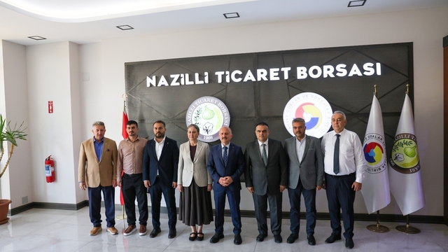 Nuri Arslan: "İncire katma değer oluşturacak tek çözüm ihracattır"