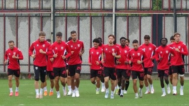 Samsunspor 8 oyuncu ile birden vedalaştı