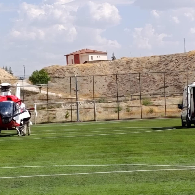 Kalp krizi geçiren hasta hava ambulansıyla Malatya'ya sevk edildi