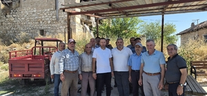 Uşak İl Tarım ve Orman Müdürlüğü personelleri üreticilerle bir araya geldi