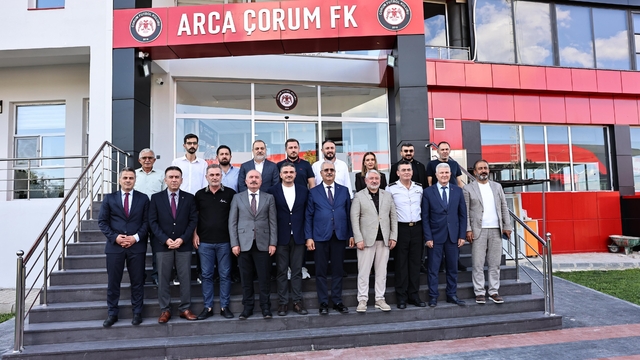 Çorum protokolünden Çorum FK'ya ziyaret: Kulüpp hedefleri istişare edildi