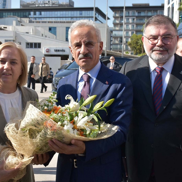 Bakan Uraloğlu: Türkiye'yi dijital dönüşümün güçlü aktörlerinden biri halin...