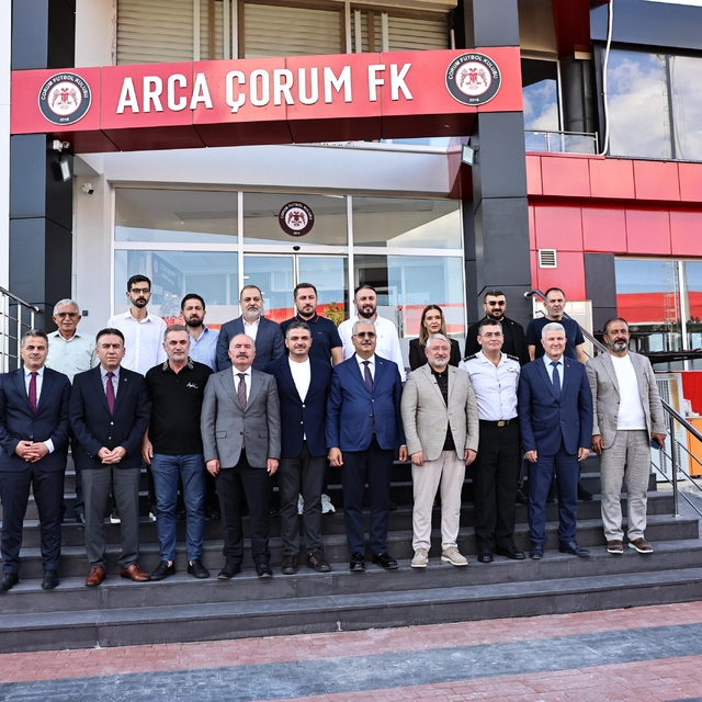 Çorum protokolünden Çorum FK'ya ziyaret: Kulüpp hedefleri istişare edildi