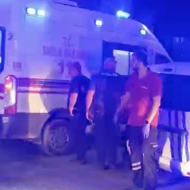 Manisa'da bıçaklı - sopalı kavga: 7 yaralı