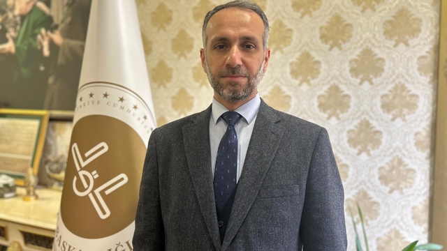 Van İl Müftüsü Dr. Mehmet Sırrı Şık, Şanlıurfa İl Müftülüğüne atandı
Van İl Müftülüğüne Bitlis İl Müftüsü Kadir Koçak atandı