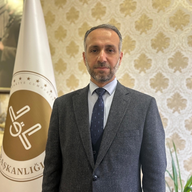Van İl Müftüsü Dr. Mehmet Sırrı Şık, Şanlıurfa İl Müftülüğüne atandı
Van İl...
