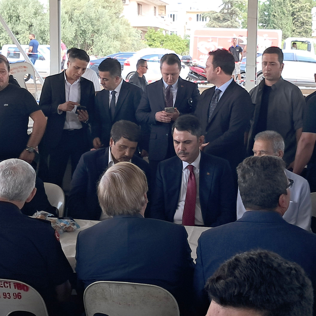 Bakan Kurum: Dünya Antalya'da buluşacak, dünya Antalya'da kucaklaşacak (2)