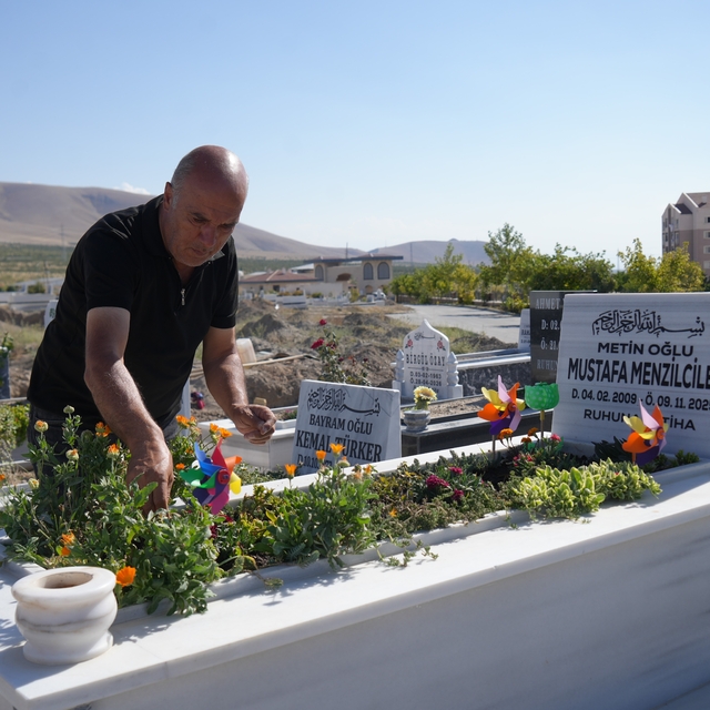 Niğde'de kazada oğlunu kaybeden babadan adalet çağrısı