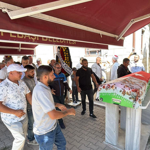 KKTC'deki gemi kazasında ölen 5 çocuk annesi toprağa verildi