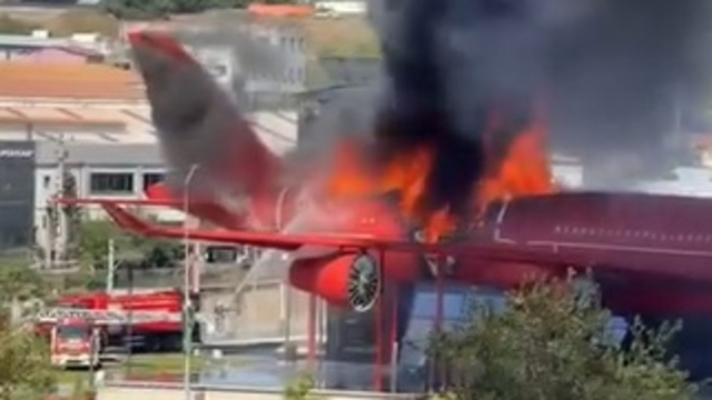 Havacılık Bilim Merkezi olarak kullanılan uçakta yangın