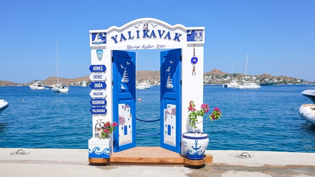 Maviye açılan kapının üçüncü durağı Yalıkavak