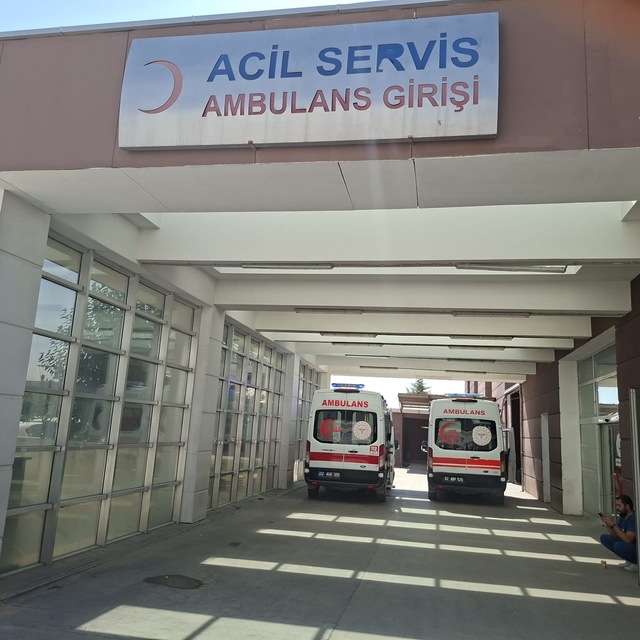 Adıyaman'da traktörün römorku devrildi: 9 Yaralı
