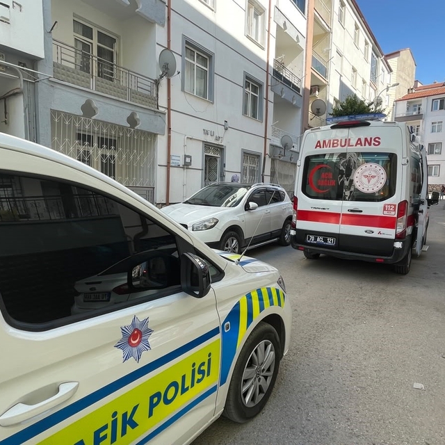 Karaman'da otomobilin çarptığı 3 yaşındaki çocuk yaralandı