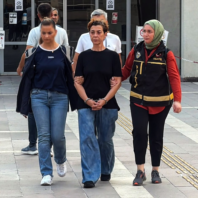 10 kişiyi öldüren saldırganın annesi tutuklandı (2)