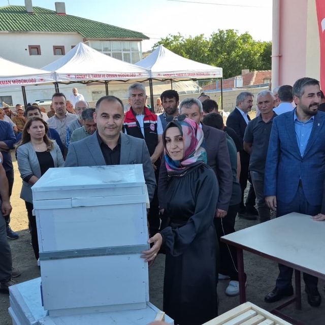 Yozgat'ta arıcılara hibe destekli kovan dağıtımı yapıldı